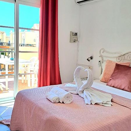 Light And Cosy Apartment In 100 Meters From The Beach Costa Adeje Eksteriør bilde
