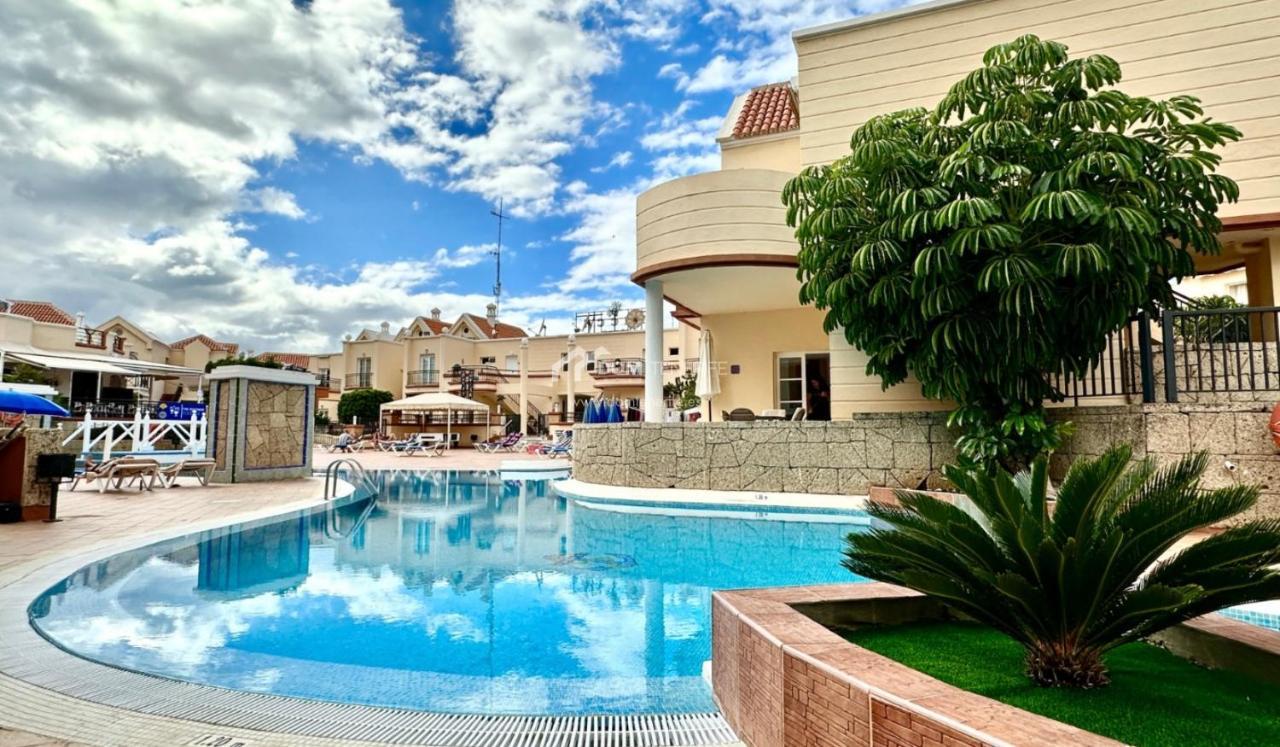 Light And Cosy Apartment In 100 Meters From The Beach Costa Adeje Eksteriør bilde