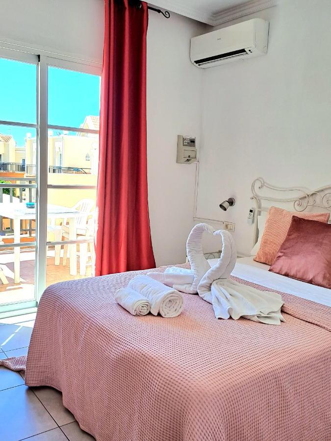Light And Cosy Apartment In 100 Meters From The Beach Costa Adeje Eksteriør bilde